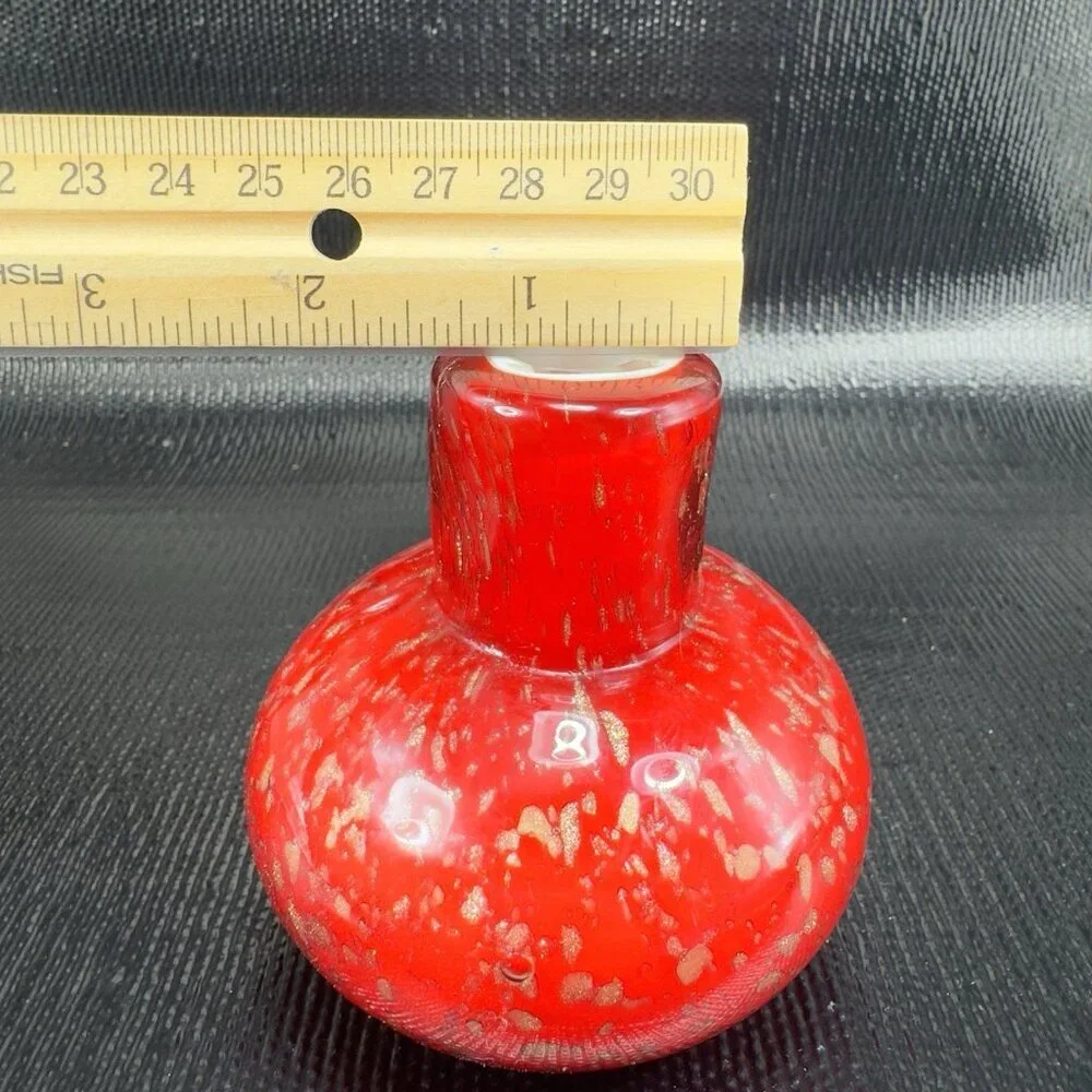 Pier 1 Chunky Heavy Art Glass Bud Vase Round Bottom Red With‎ Flecks Glass Vase
